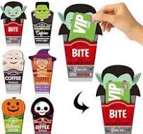 Motiskyy 6 Pcs Halloween Wood Gift Card Holder Halloween Pumpkin Coffee Cup Card Holder Ghost Gifts for Party Supplies