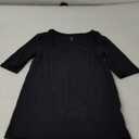 Amazon Essentials Women's Slim-Fit Half Sleeve Square Neck T-Shirt, M