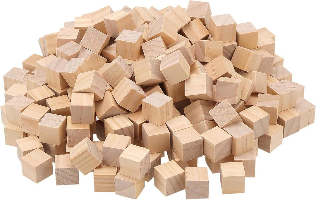 800 PCS 3/4 Inch Wooden Cubes Bulk, 2cm Unfinished Square Wooden Blocks, Smooth Blank Wood Blocks for Crafts, Painting DIY Projects