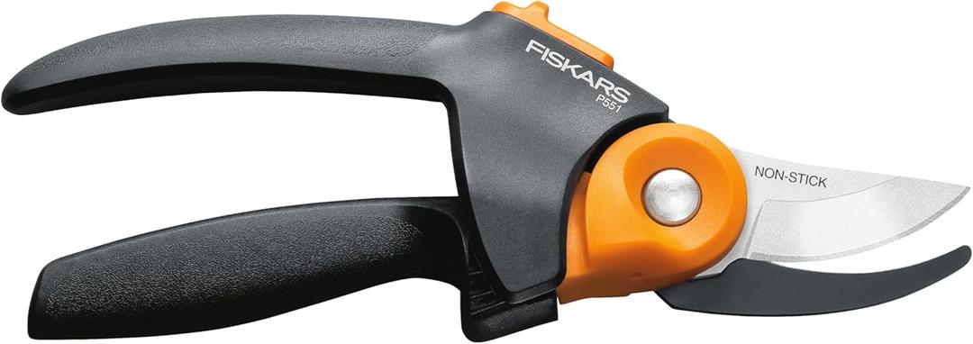 Fiskars PowerGear2 Pruning Shears, Patented Gear Technology & Cam Mechanism Multiplies Leverage, Hardened Steel Bypass Blade, Contoured Rolling Handle Reduces Hand Fatigue, 3/4" Cut Capacity
