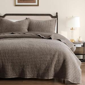 WDCOZY Velvet Queen Size Quilt Set - Beige Striped Soft Lightweight Bedspread, Tan Neutral Ribbed Farmhouse Country Rustic Coverlet, Taupe Camel Modern Bedding Kakhi Warm Thin Comforter, 3 Pieces (Full/Queen (90"x90"))