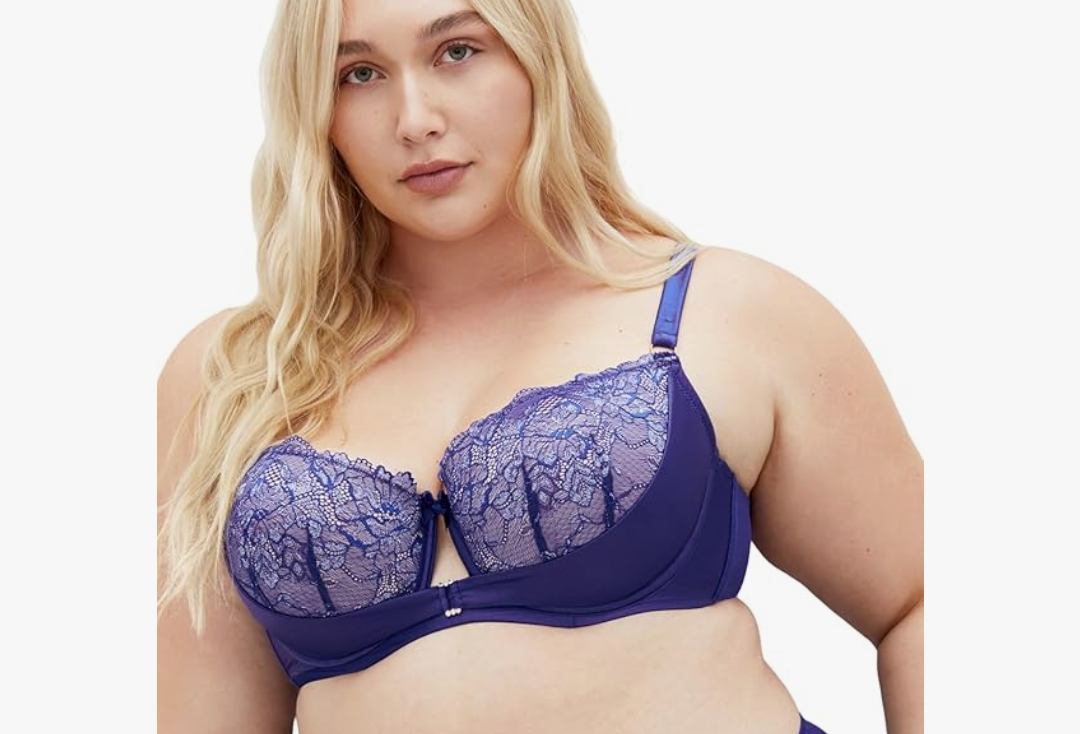 City Chic Women's Renay Contour Bra
 Size 18C