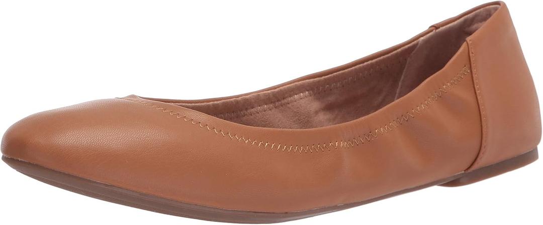 Amazon Essentials Women's Belice Slip On Ballet Flat (6, Camel)