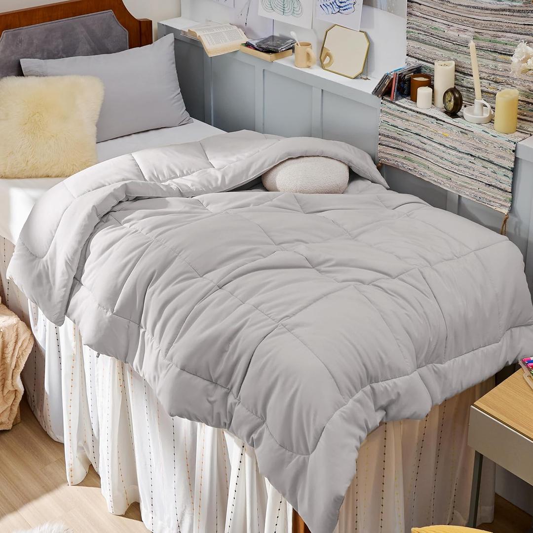 Bedsure Comforter Duvet Insert - Quilted Comforters Twin XL Size, All Season Duvet, GentleSoft Down Alternative Bedding, with 8 Tabs, Gifts for Women/Men, Light Grey, Twin XL 92 x 68 Inches