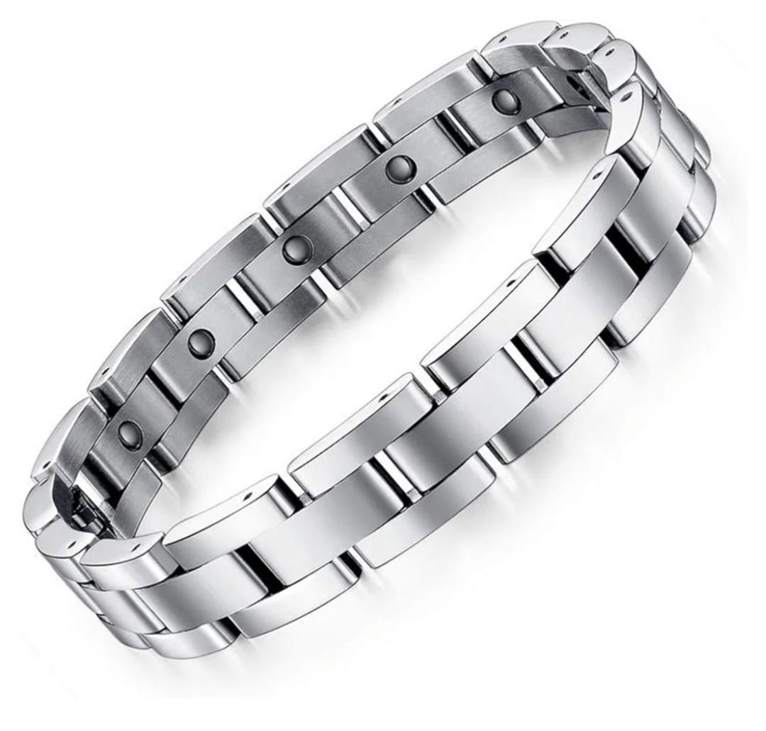 Feraco Magnetic Bracelets for Men Sleek Titanium Stainless Steel Magnetic Therapy Bracelet with Sizing Tool, Jewelry Gifts for Men (Silver)