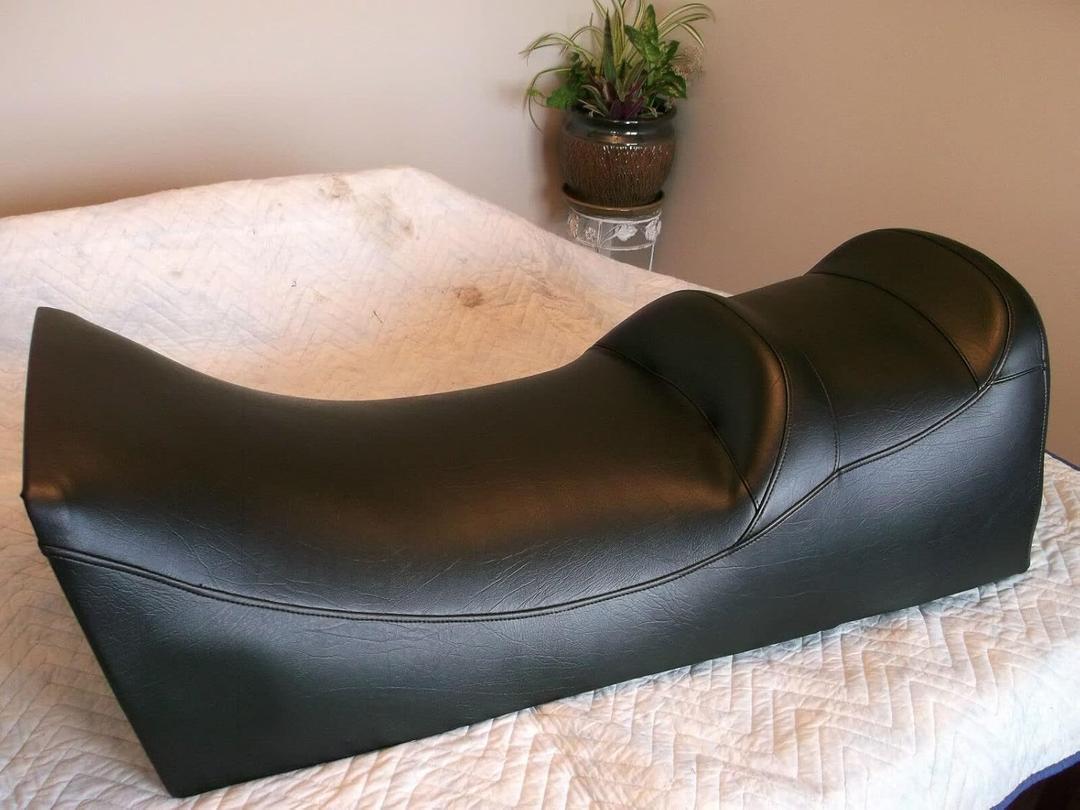 New Replacement seat cover fits Yamaha VMAX LE DX 600 1993-96 2up 500 480 Deluxe Touring 518