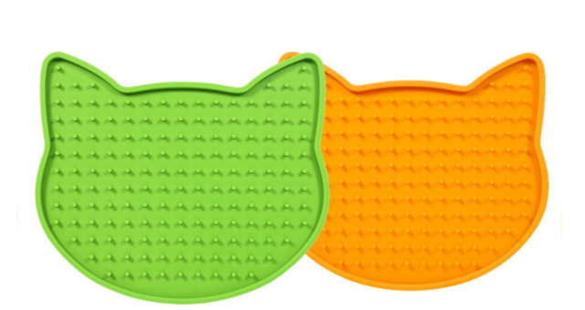 Interactive Pet Lick Pad – Slow Feeder Mat for Dogs and Cats – Perfect for Bathing & Grooming Distraction – 2 Pack