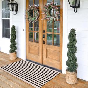 LEEVAN Washable Proch Rug Soft Entryway Rug 2.3'X3.6', Cotton Woven Bathroom Rugs Front Porch Decor Black and White Area Rug Outdoor Rug