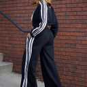 Akmipoem Sweatsuits Women 2 Piece Outfit Striped Tracksuit Long Sleeve Zipper Crop Jacket Wide Leg Sweatpants Set (Black, L)