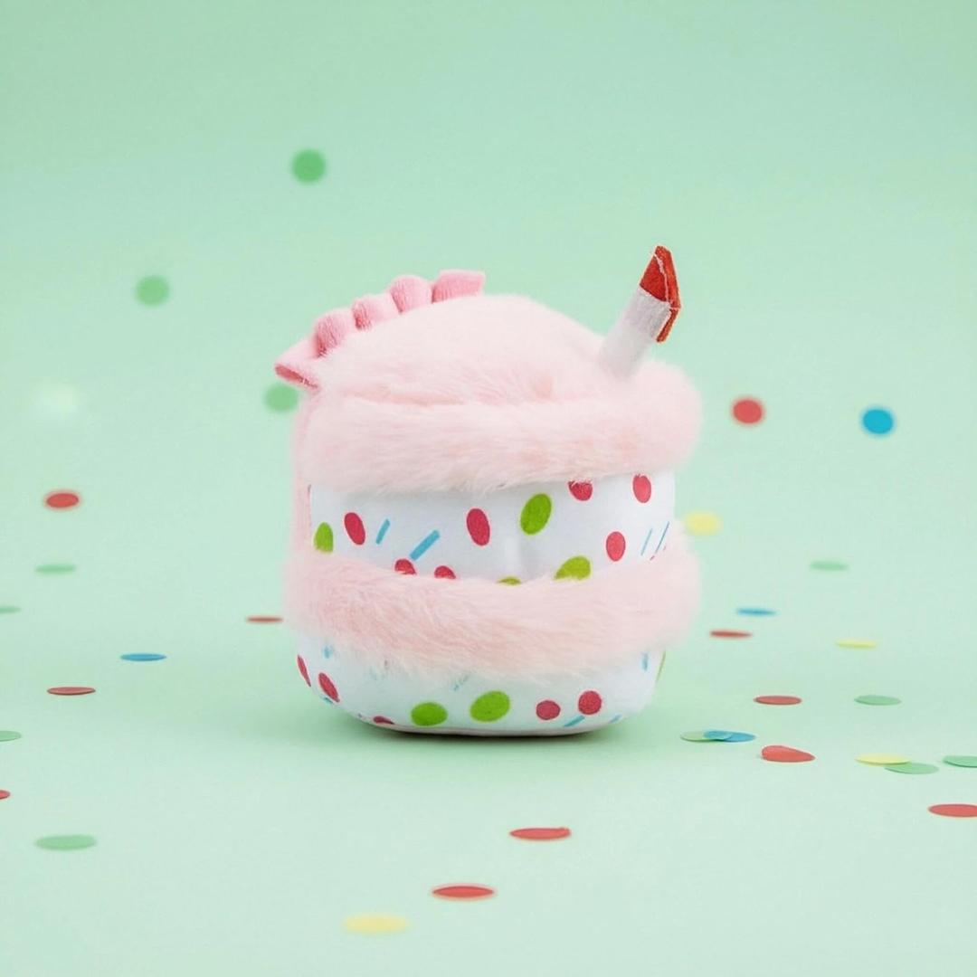 Pink Plush Cupcake Dog Squeak Toy - Interactive Squeaking Sound Enhances Playtime, with a Cute and Funny Cupcake Design Perfect for Chewing. an for Puppies and a Delightful Pet Toy