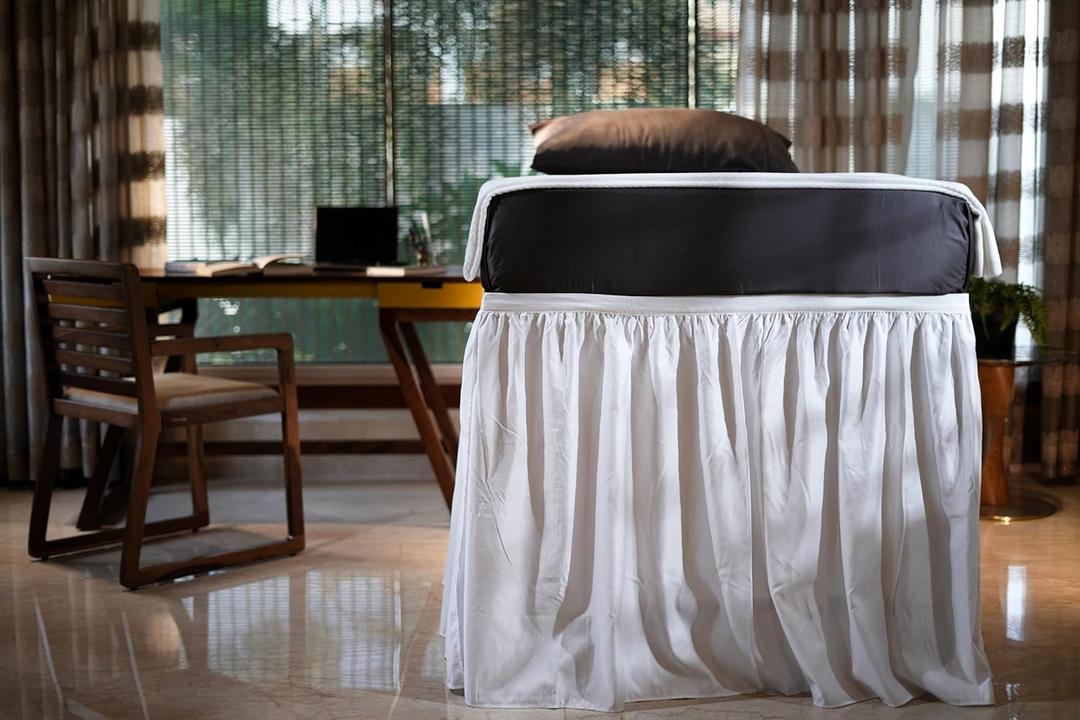 Dorm Bed Skirt for Twin XL Bed| White Color|32 Inch Drop|100% Clean Microfiber|110 GSM for Maximum Opaqueness| Wrap Around Style| Classic and Stylish Dorm Room Essential