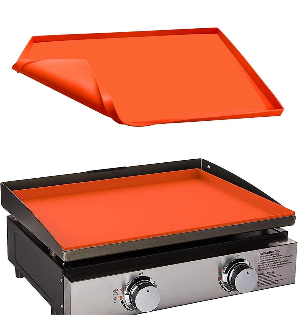 22" Silicone Griddle Mat for Blackstone 22 Inch Grill, Heavy Duty Food Grade Silicone Griddle Cover, Protect Your Grill from Dirt & Rust All Year Round