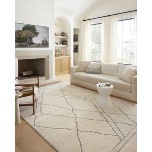 Loloi Fabian Collection FAB-02 Ivory/Charcoal 5'-3" x 7'-6" Area Rug
