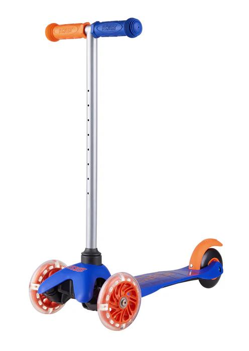 Voyager Light Up 3 Wheel Scooter - Blue