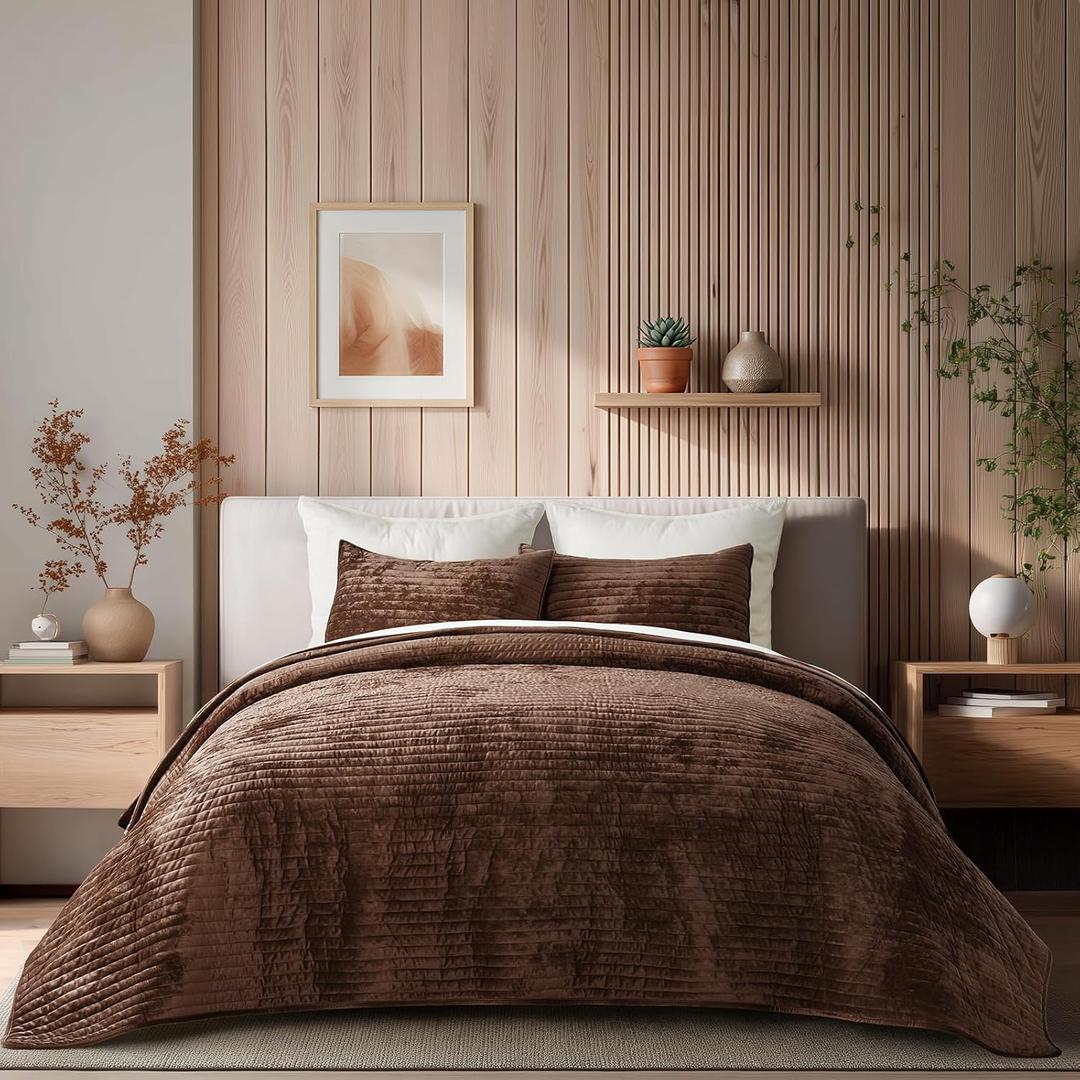 Velvet Quilt Set King Size, Luxurious Soft Striped Channel Bedding Set, Lightweight Velvet Comforter for All Season, Oversized Bedspread Coverlet with 2 Matching Shams, Rust Brown