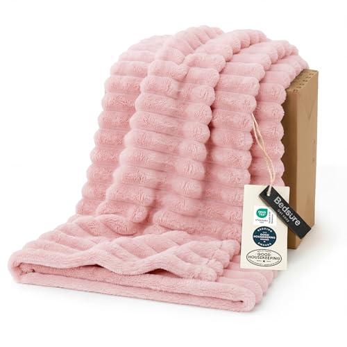 Bedsure GentleSoft Pink Throw Blanket for Couch - Mothers Gifts Day Birthday Gifts for Teen Girls Sister, Soft Cozy Cute Small Fleece Throw Blanket for Women, Coral Pink Room Home Decor, 50x60 Inches