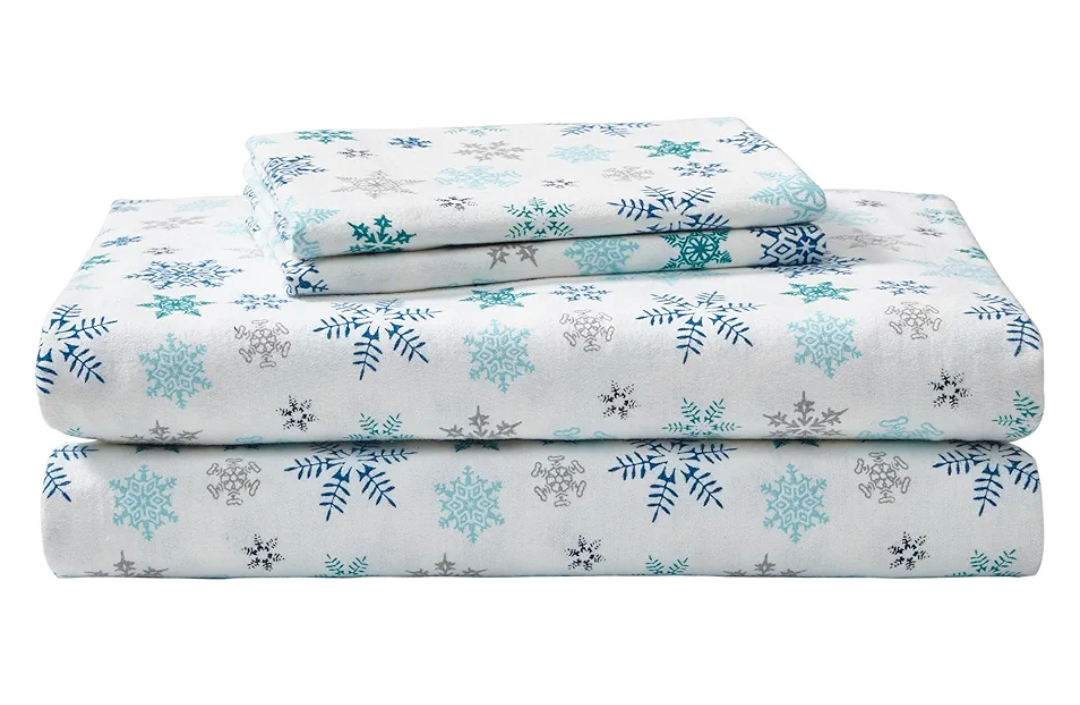 Eddie Bauer - Flannel Sheets Twin Size, Anti-Pilling & Wrinkle Resistant Cotton, Touchably Soft for All-Season Comfort - Bed Sheets with Matching Pillowcase & Fitted Sheet (Tossed Snowflake Blue)
