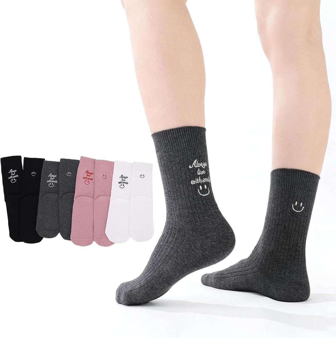 4 Pairs Cotton Socks for Women Cute Knitted Crew Sock Casual Athletic Aesthetic Socks