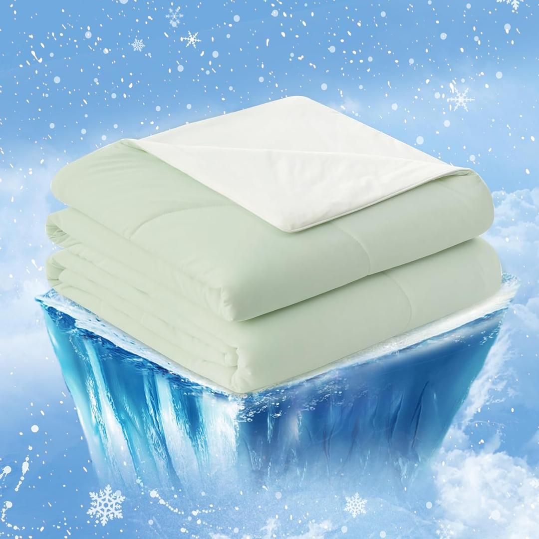Cozy Bliss Cooling Comforter Queen Size, Cooling Blankets for Hot Sleepers and Night Sweats, Light Mint Green Cream Summer Comforter for Queen Size Bed, Breathable Soft Lightweight Silk Smooth