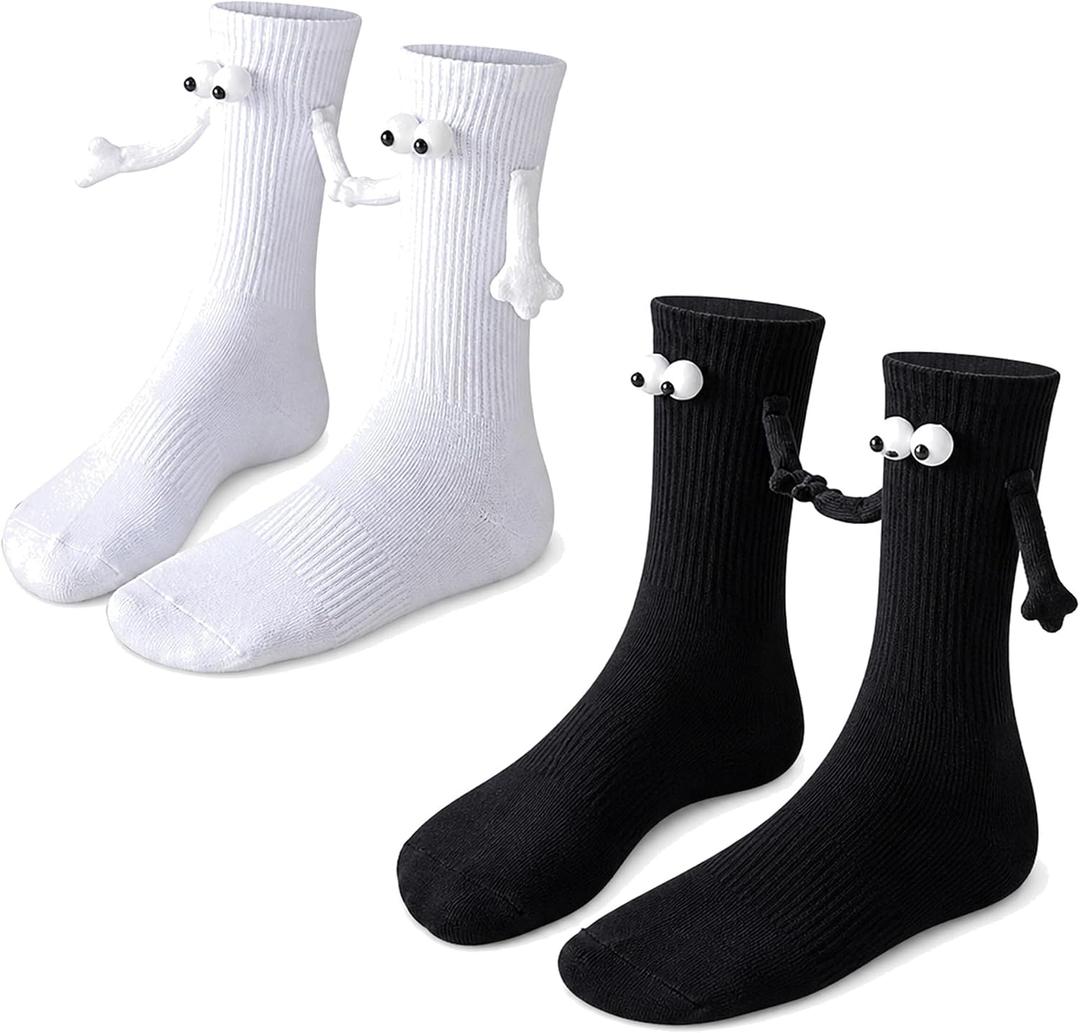 2 Pairs Magnetic Holding Hands Socks for Couples Friends Gifts