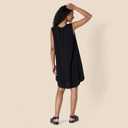 2 x Amazon Essentials Women's Sleeveless Woven Shift Dress (X-Large, Black)