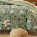 CASAAGUSTO Queen Comforter,  Green Butterfly Floral Comforter with Flowers Leaves Pattern, Soft Seersucker Design All Season Queen Size (90"X90")