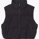 Kissonic Womens Cropped Puffer Vest with Pockets - Cropped Sleeveless Jacket Lightweight Bubble Coat Winter Fall Clothes Size XXL