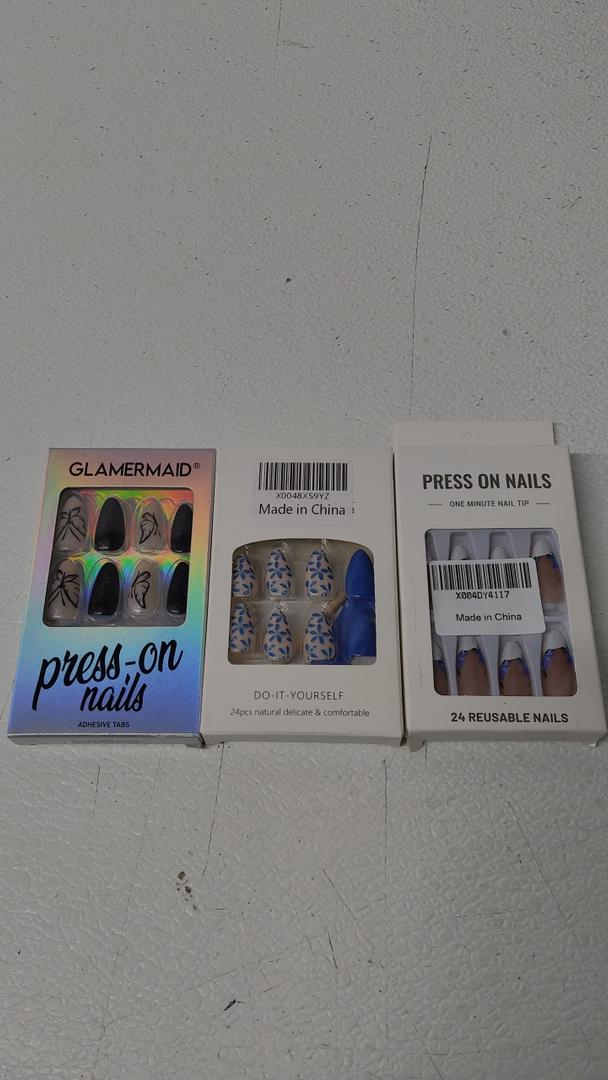 24Pcs French Tip Press On Nails - Medium Almond Glossy False Nails with Flower Designs, Full Cover Acrylic DIY Manicure 3 Pack