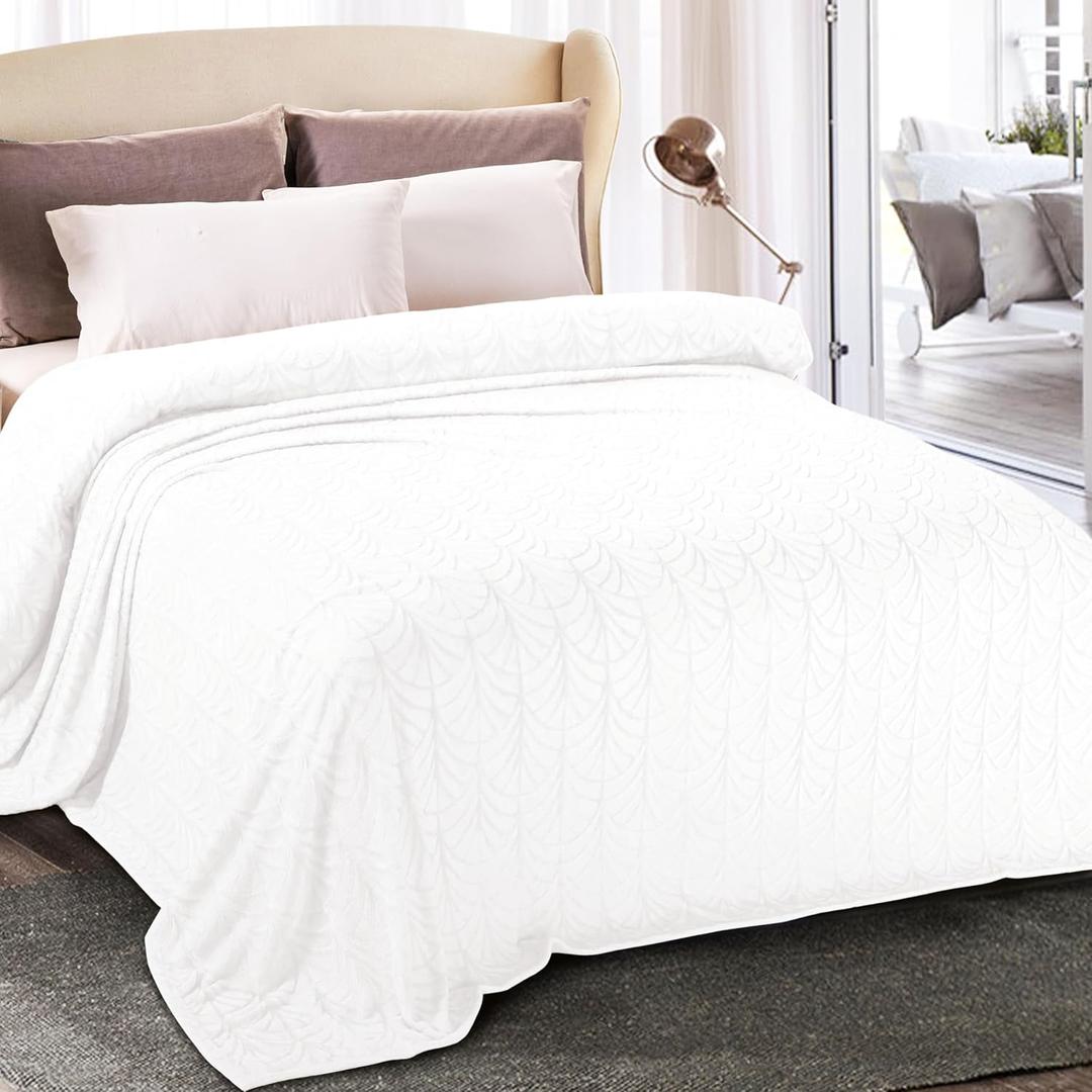 Whale Flotilla Flannel Fleece Twin Size Blanket for Bed, Soft Fluffy Velvet Bedspread Coverlet with Decorative Vintage Pattern for All Season, Warm and Lightweight, 60x80 Inch, White