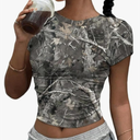 QJQ Women's Y2k Camo Crop Tops Short Sleeve Crewneck Maple Leaf Print Slim Fit T Shirts Grunge Going Out Top,S