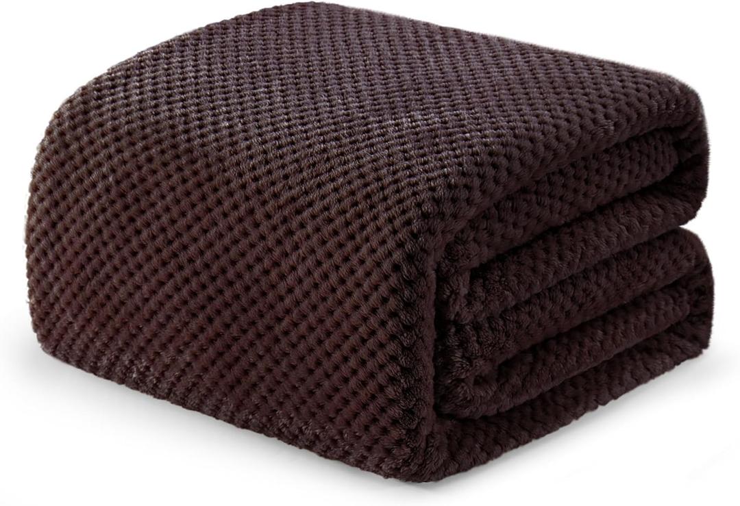 Exclusivo Mezcla Fleece Bed Blanket King Size, Super Soft and Warm Blankets for Couch, Sofa and Bed Waffle Textured, Cozy, Fuzzy and Lightweight (Coffee, 90x104 Inches)