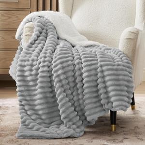 Bedsure Sherpa Throw Blanket for Couch - Super Soft, Cozy Fleece Thick Warm Blanket for Winter, Gentle Soft Plush & Fluffy Throw Gift for Women, Room Decor, Grey, 50x60 Inches