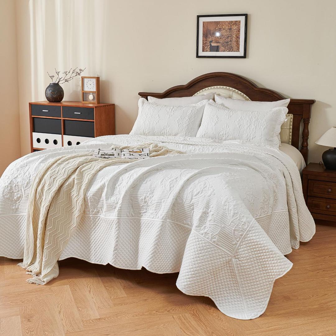 EVENHUG Quilt Queen Size Bedding Set with Pillow Sham Lightweight Bedspreads Coverlet Soft Reversible Bed Cover for All Season 3 Piece (White 92"x96")