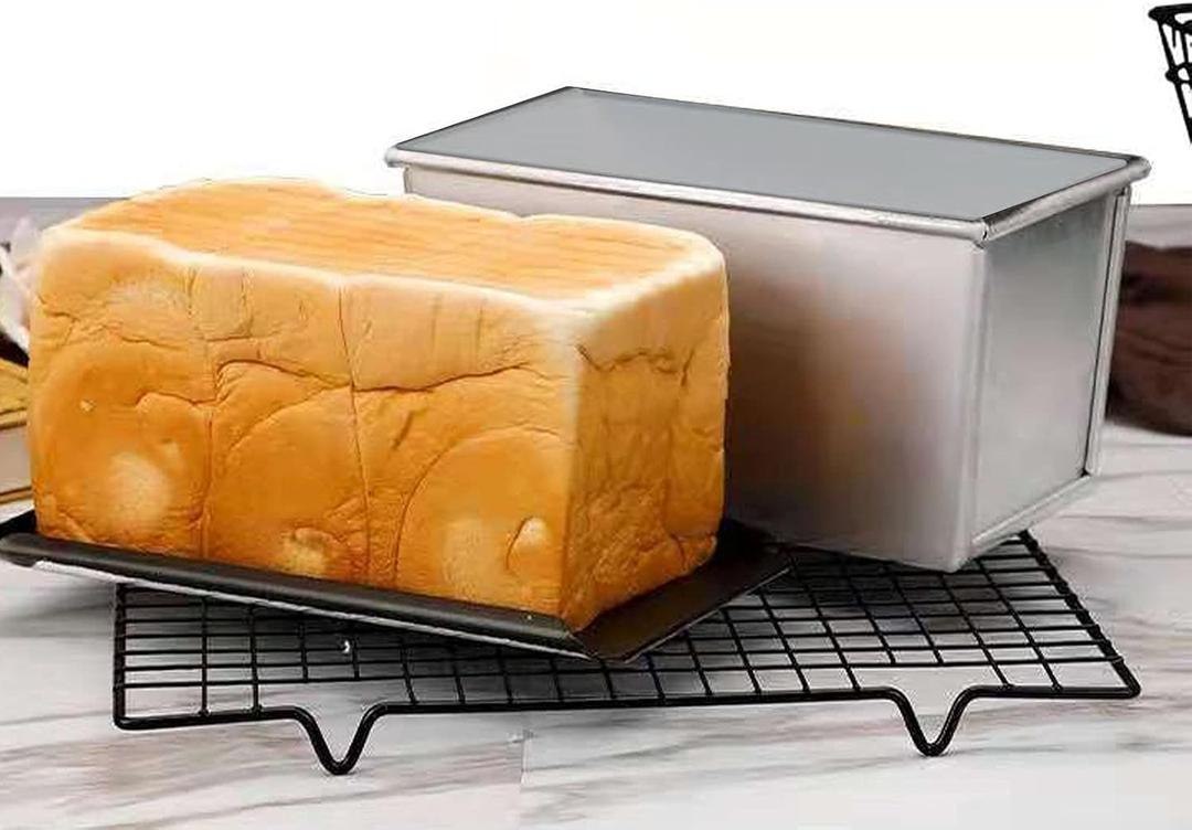 Aluminized Steel Pullman Loaf Pan with Lid, 10x3.93x4.4in, Non-Stick Inside and Out, Commercial Grade, Perfect for Bread Lovers