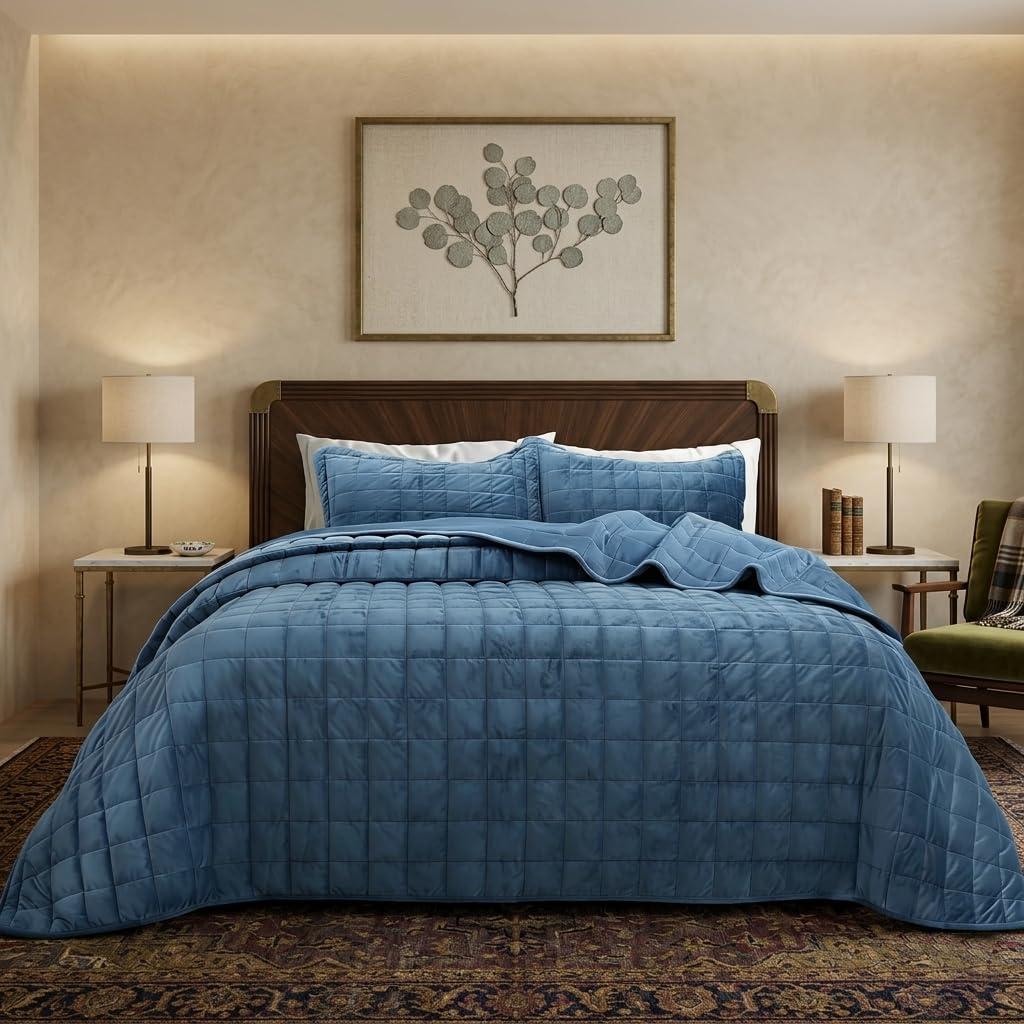 FFQSS Velvet Quilt Super King Size, Luxury Soft Bedding Set, Lightweight Cozy Warm Quilted 3-Piece Velvet Coverlet Bedspread Sets with 2 Pillow Shams for All Season, Blue