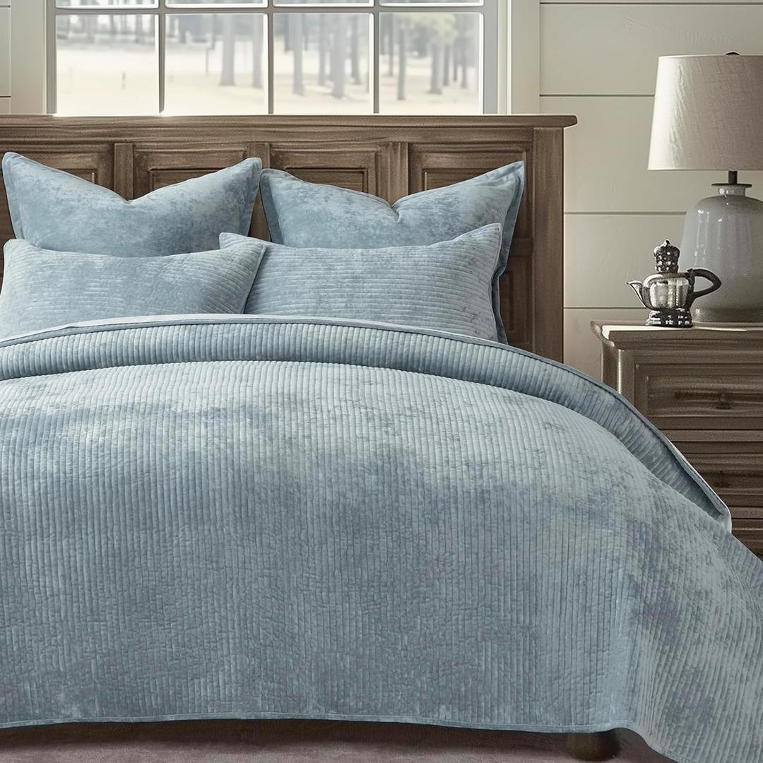 EverGrace Velvet Quilt Set King Size, Luxurious Soft Quilted Bedding Sets, Lightweight Velvet Comforter for All Season, Striped Channel Bedspread Coverlet with 2 Shams, 104" x 92", Blue Linen