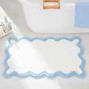 Luxury Small Cute Bathroom Rugs, White Bath Mat W/Blue Scalloped Edge, Microfiber Aesthetic Trendy Funky Fun Preppy Rug, Extra Soft Bathroom Mat Non-Slip for Tub, Shower, Bath Room 16'' x 26''