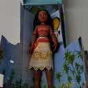 Disney Store Girl's Disney Princess Classic Doll (Moana), 11 Inches, Includes Brush with Molded Details, Fully Posable Toy in Classic Outfit