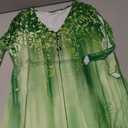 HOMEYEE Women's Summer All Over Print Casual V-Neck T-Shirt Tops with Button Detail (Green, S)