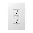 RADIANT® SMART 15A RECEPTACLE WITH WI-FI, MATTER-ENABLED, WHITE