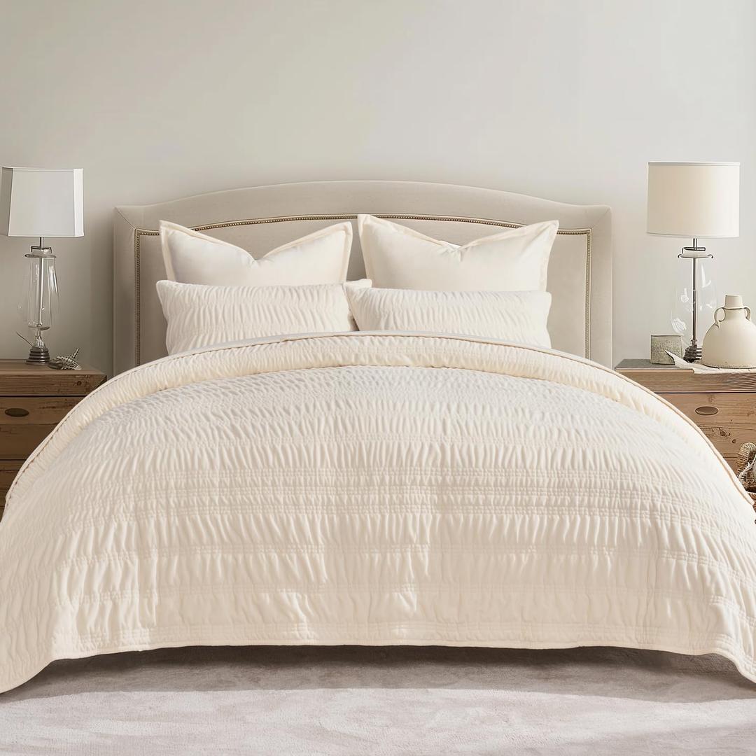 EverGrace Velvet Quilt King Size, Luxury Velvet Bedding Set, Ultra Soft Ruched Quilt Sets, Lightweight Comforter Vintage Textured Bedspread Coverlet with 2 Shams for All Season, Cream White