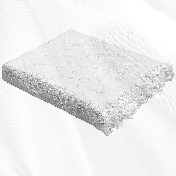 Extra Large Outdoor White Picnic Blanket Bohemia Oversize Beach Blanket with Fringe Machine Washable Portable for Spring Summer Camping Beach, Grass Lawn, Park. Blanket White Size 108x64 in