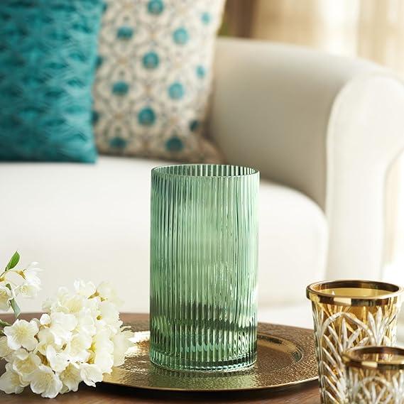 Ribbed Texture Glass Vase