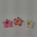 Flower Hair Claw Clips for Women, 8 Pack Hawaiian Flower Hair Clips, Plumeria Claw Clips for Thick Thin Hair, Large Strong Hold Nonslip Hawai Hair Accessories for Women Girls Gifts(Hawaiian-8 Colors)