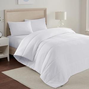 Serta Power Chill Soft Cooling Down Alternative Comforter, Lightweight King/ Cal King Comforter, Duvet Insert with 4 Corner Tabs, All Season Bedding, White