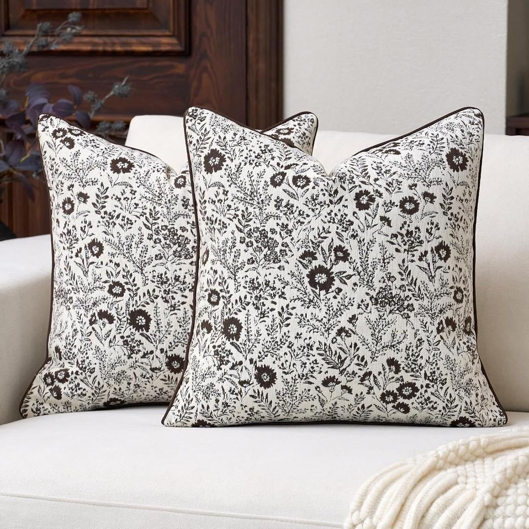 Aeckself Pack of 2 Decorative Chenille Floral Throw Pillow Covers Vintage Couch Pillow Covers 18 x 18 Inch Neutral Farmhouse Cushion Covers Home Decor for Sofa Bed Living Room Beige