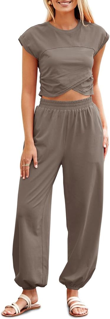Fisoew Women's Two Piece Outfits Casual Lounge Sets Crop Tops and Joggers Tracksuit with Pockets (Large, Khaki)