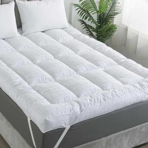 WhatsBedding 5 Inch Duck Feather Bed, 100% Cotton Extra Thick Mattress Topper, 2500gsm Overfilled Pillow Top, Hotel Collection Mattress Topper (Twin, White Plaid(5in))