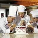 18-Inch Piping Bags 100 Pack Pastry Bag Icing Bags Frosting Bags Cake Decorating Bags Disposable Icing Bags Pastry Disposable Bag Disposable Piping Bags for Cake Cupcake Cookie Decorating (18inch)