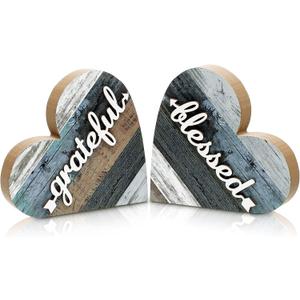 Jetec 2 Pcs Rustic Table Decorations for Living Room Home Farmhouse Table Centerpieces Small Love Wooden Heart Decor for Dining Room Shelf Housewarming Gifts New House Decoration(Grateful Style)